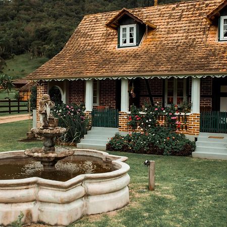 Aconchegante Casa De Hospedagem Enxaimel Тимбо Экстерьер фото