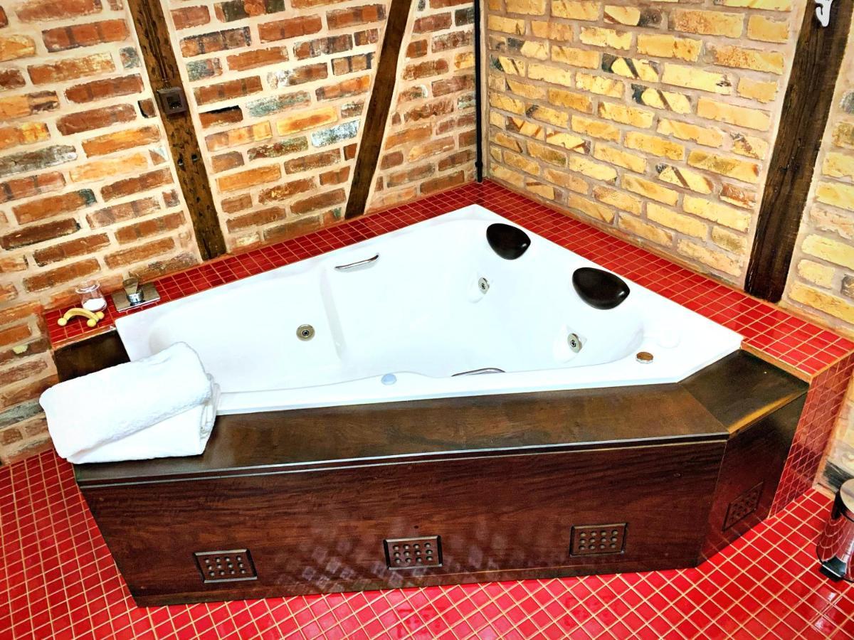 Aconchegante Casa De Hospedagem Enxaimel Тимбо Экстерьер фото